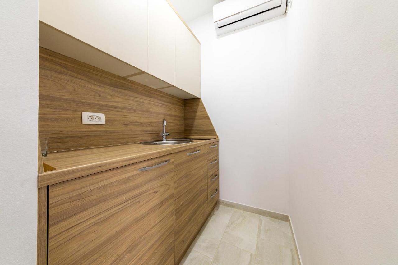 Sunways Apartments Dobra Voda Extérieur photo
